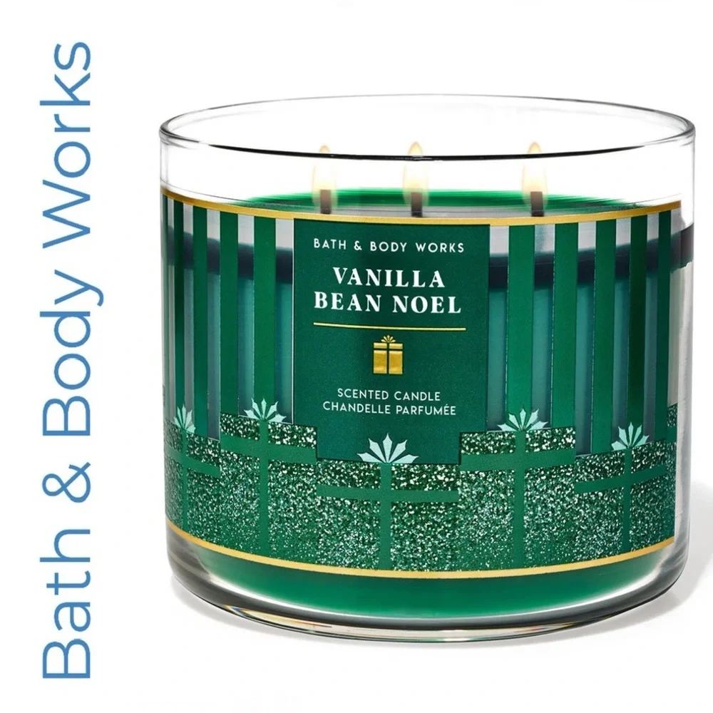 Bath & Body Works Vanilla Bean Noel 3 Wick Candle With Decorative Lid